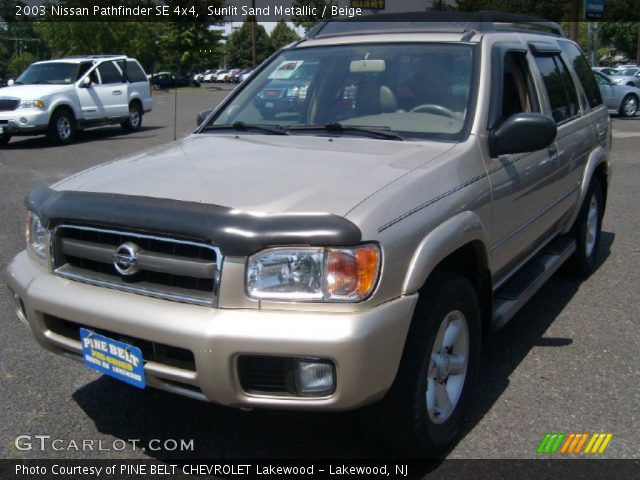 2003 Nissan Pathfinder SE 4x4 in Sunlit Sand Metallic