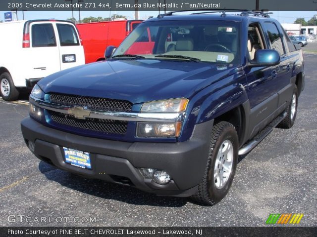 2005 Chevrolet Avalanche Z71 4x4 in Bermuda Blue Metallic