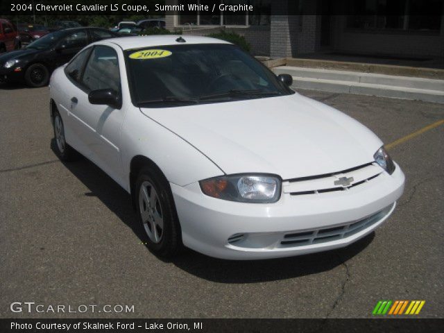 2004 Chevrolet Cavalier LS Coupe in Summit White