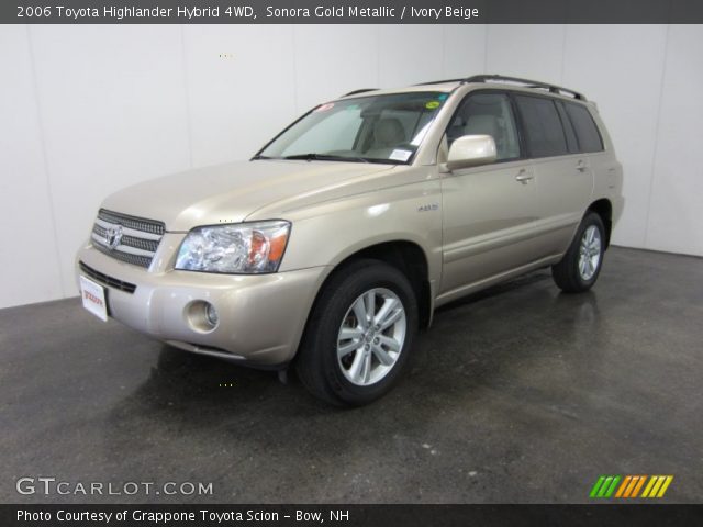 2006 Toyota Highlander Hybrid 4WD in Sonora Gold Metallic