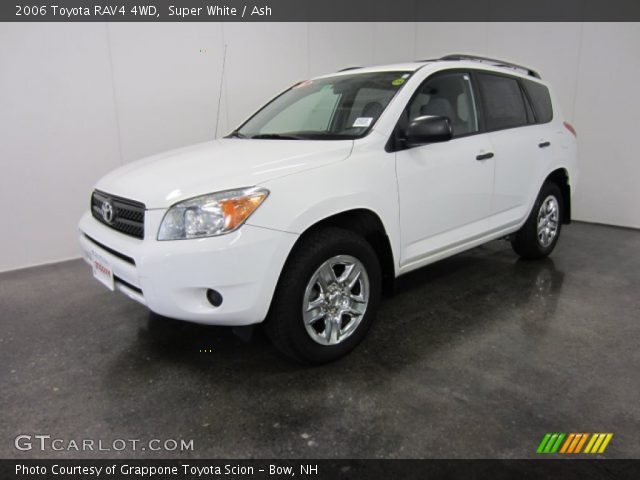 2006 Toyota RAV4 4WD in Super White