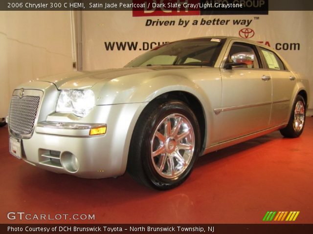 2006 Chrysler 300 C HEMI in Satin Jade Pearlcoat