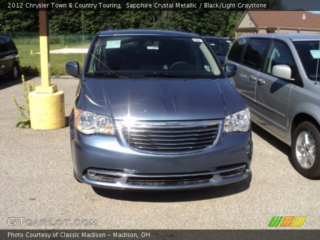 2012 Chrysler Town & Country Touring in Sapphire Crystal Metallic