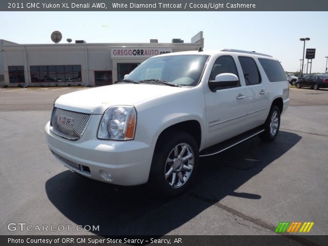 2011 GMC Yukon XL Denali AWD in White Diamond Tintcoat