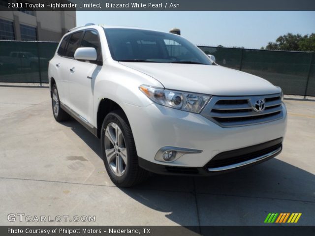 2011 Toyota Highlander Limited in Blizzard White Pearl
