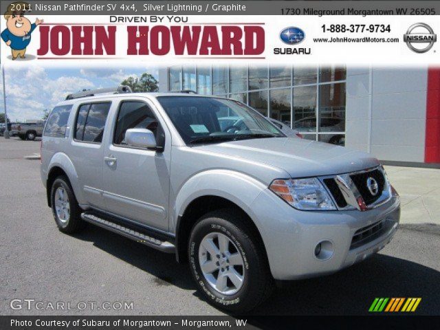 2011 Nissan Pathfinder SV 4x4 in Silver Lightning