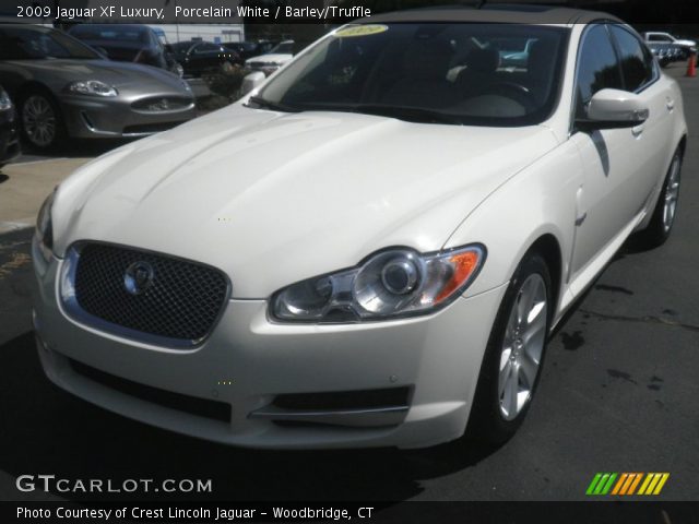 2009 Jaguar XF Luxury in Porcelain White