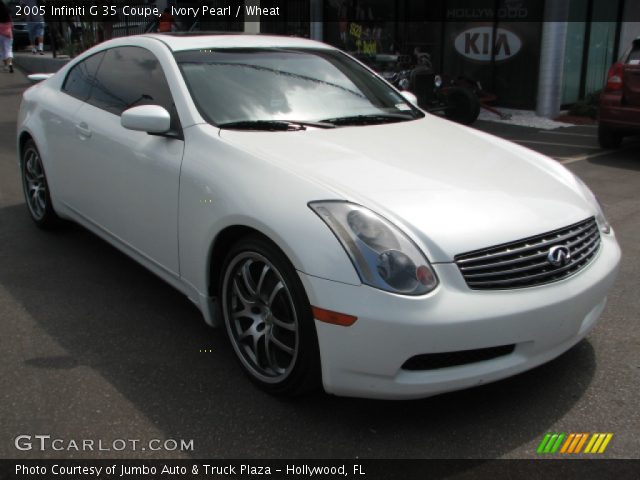 2005 Infiniti G 35 Coupe in Ivory Pearl