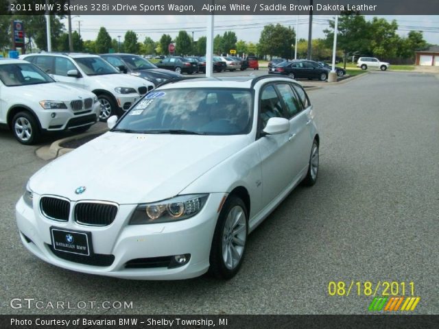 2011 BMW 3 Series 328i xDrive Sports Wagon in Alpine White