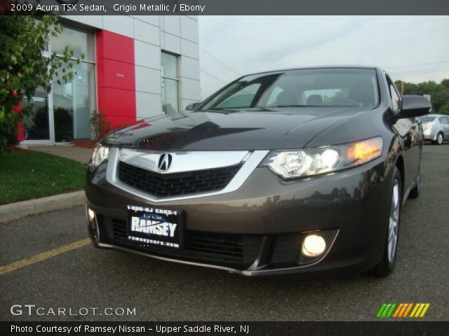 2009 Acura TSX Sedan in Grigio Metallic