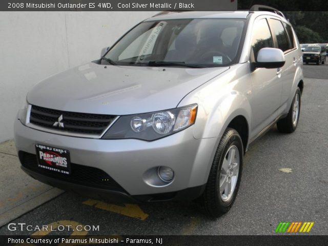2008 Mitsubishi Outlander ES 4WD in Cool Silver Metallic