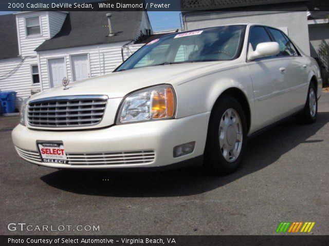 2000 Cadillac DeVille Sedan in White Diamond