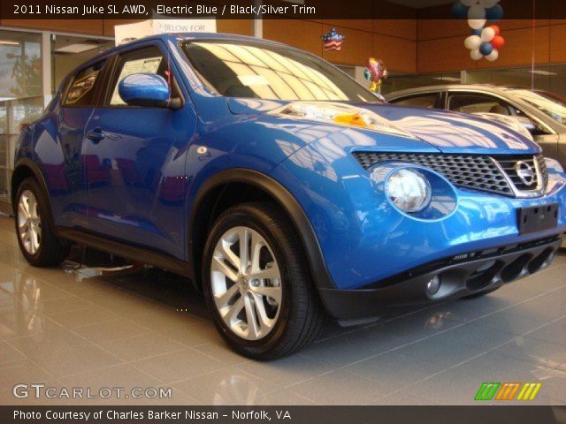 2011 Nissan Juke SL AWD in Electric Blue