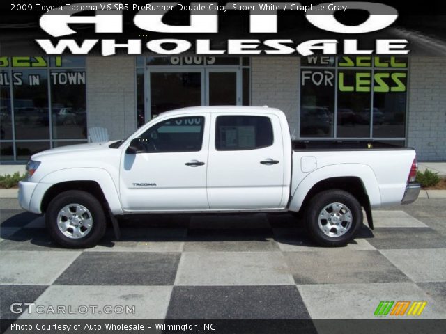 2009 Toyota Tacoma V6 SR5 PreRunner Double Cab in Super White