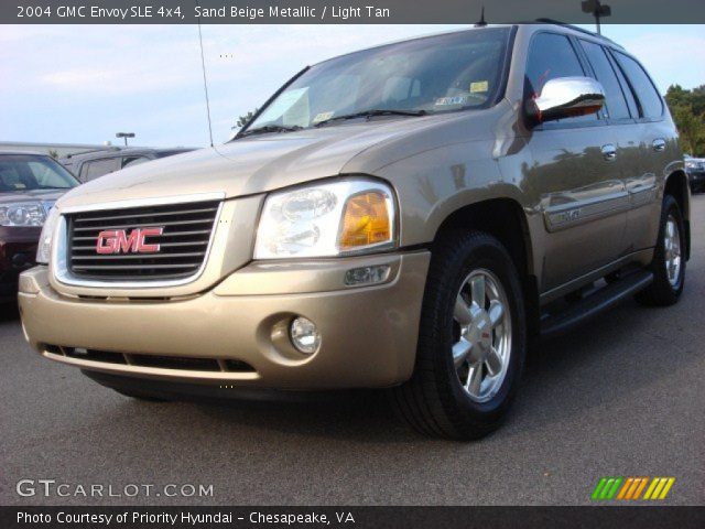 2004 GMC Envoy SLE 4x4 in Sand Beige Metallic