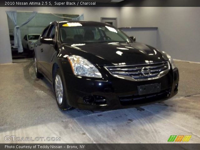 2010 Nissan Altima 2.5 S in Super Black