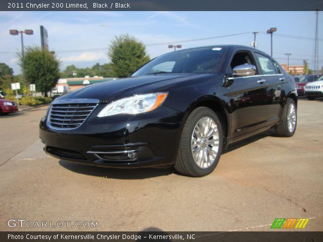 2011 Chrysler 200 Limited in Black