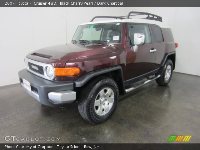 2007 Toyota FJ Cruiser 4WD in Black Cherry Pearl