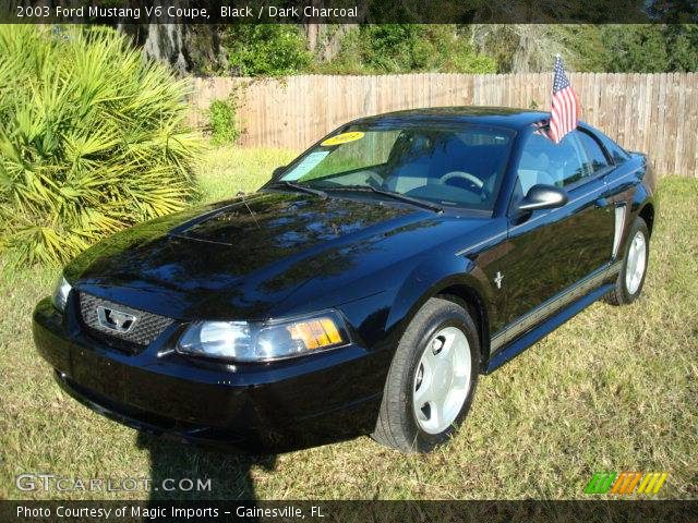 2003 Ford Mustang V6 Coupe in Black