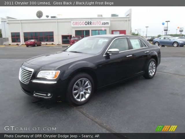 2011 Chrysler 300 Limited in Gloss Black
