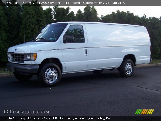 1996 Ford E Series Van E250 Commercial Extended in Oxford White