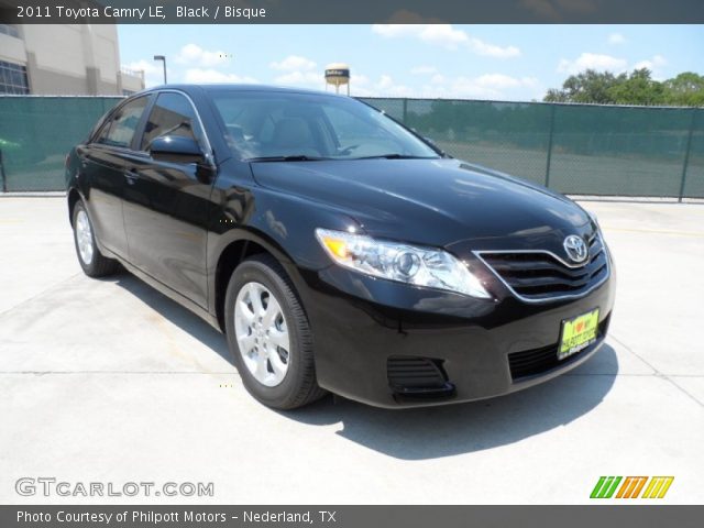 2011 Toyota Camry LE in Black