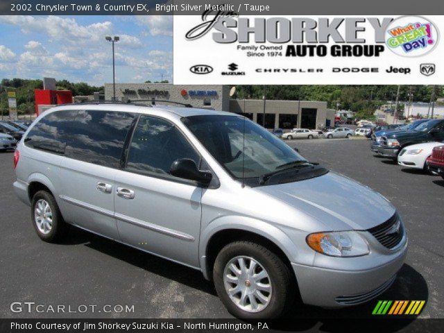 2002 Chrysler Town & Country EX in Bright Silver Metallic