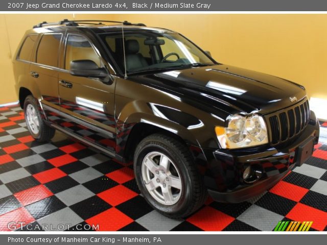 2007 Jeep Grand Cherokee Laredo 4x4 in Black