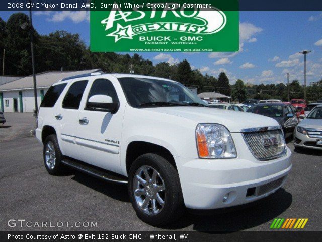 2008 GMC Yukon Denali AWD in Summit White