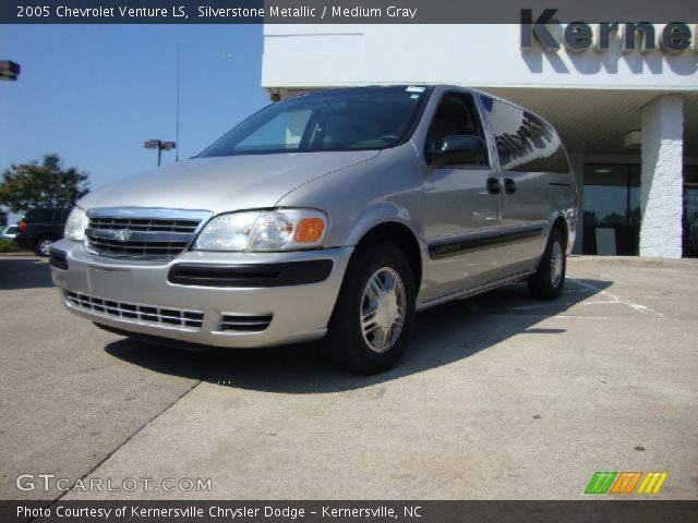 2005 Chevrolet Venture LS in Silverstone Metallic