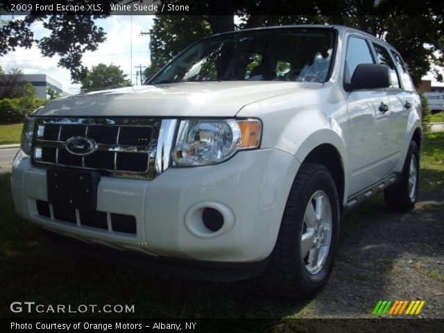 2009 Ford Escape XLS in White Suede