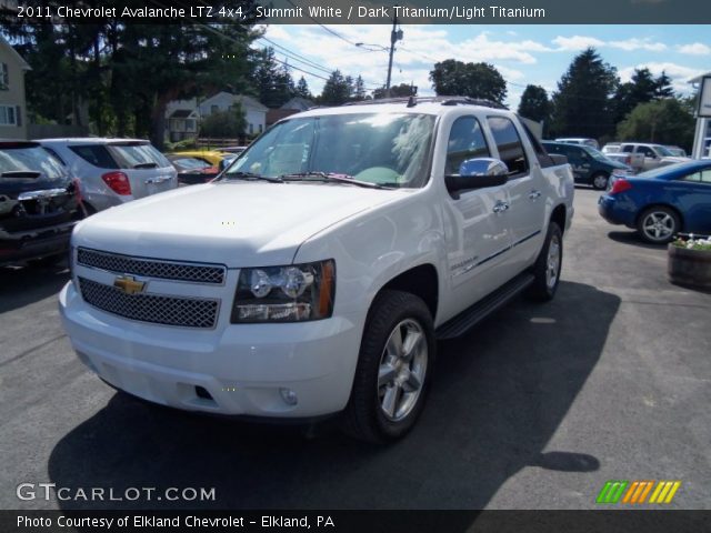 2011 Chevrolet Avalanche LTZ 4x4 in Summit White