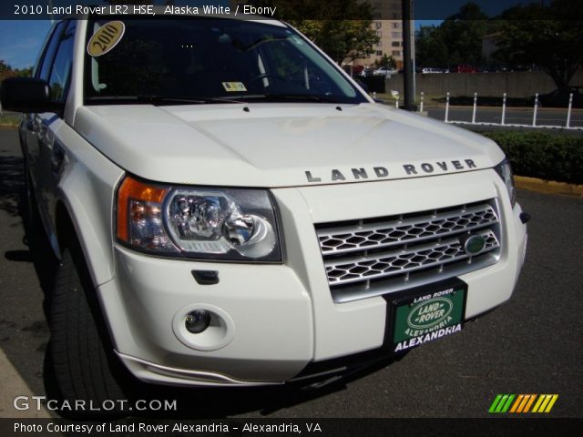 2010 Land Rover LR2 HSE in Alaska White