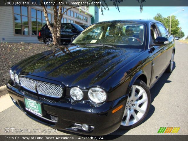 2008 Jaguar XJ XJ8 L in Ebony Black
