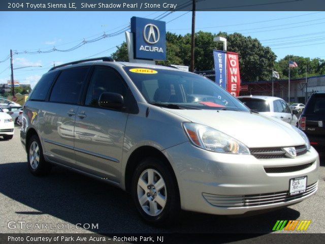 2004 Toyota Sienna LE in Silver Shadow Pearl