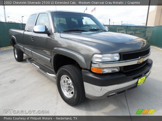2002 Chevrolet Silverado 2500 LS Extended Cab in Medium Charcoal Gray Metallic