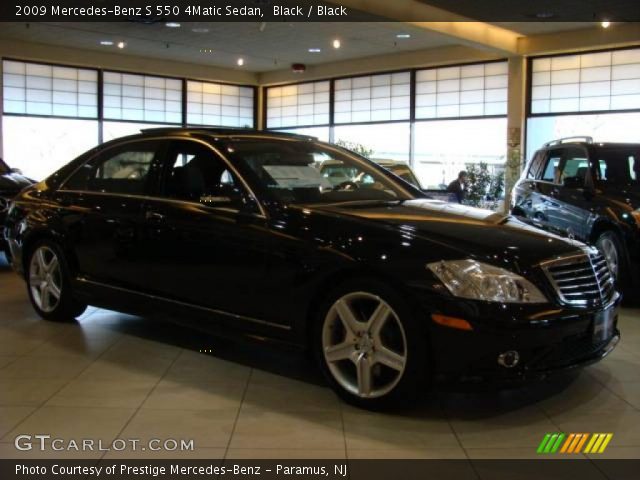 2009 Mercedes-Benz S 550 4Matic Sedan in Black