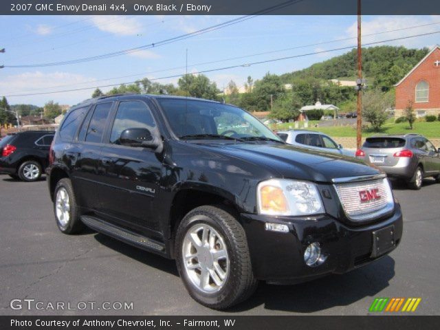 2007 GMC Envoy Denali 4x4 in Onyx Black