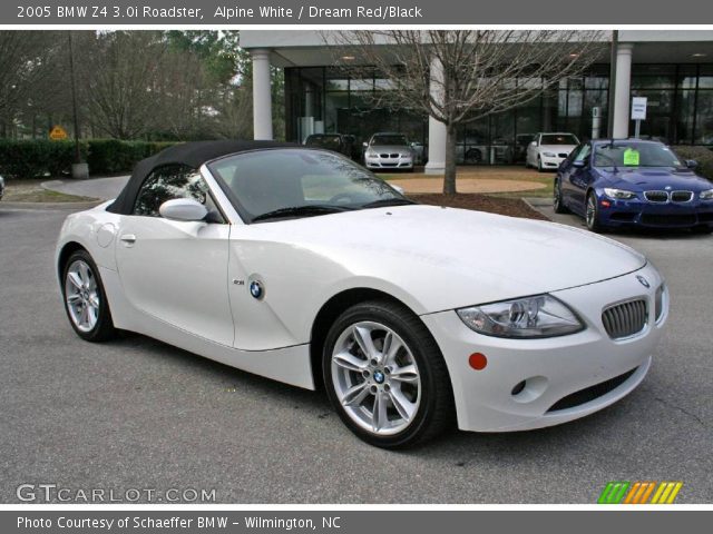 2005 BMW Z4 3.0i Roadster in Alpine White