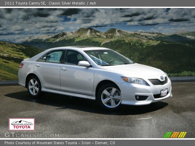 2011 Toyota Camry SE in Classic Silver Metallic