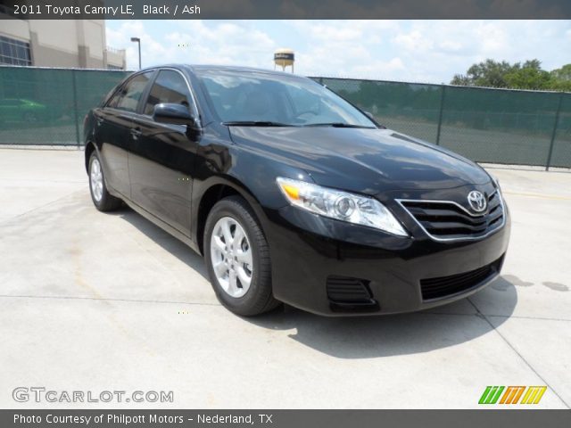 2011 Toyota Camry LE in Black