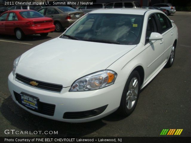 2011 Chevrolet Impala LT in Summit White