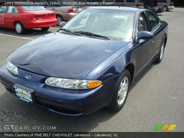 2001 Oldsmobile Alero GL Sedan in Midnight Blue Metallic