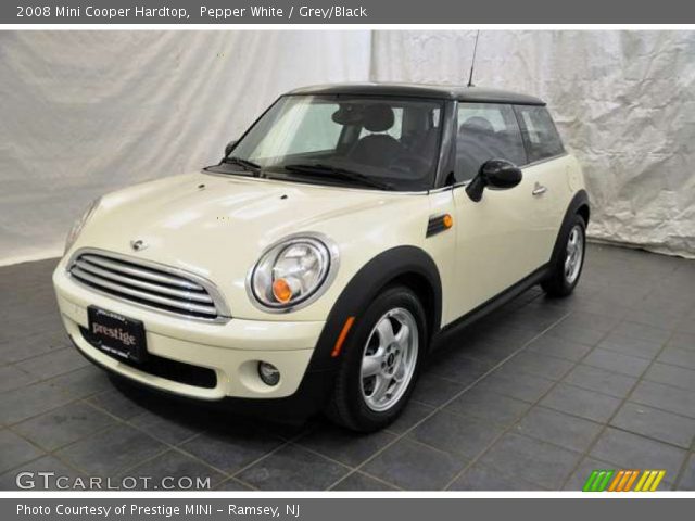 2008 Mini Cooper Hardtop in Pepper White