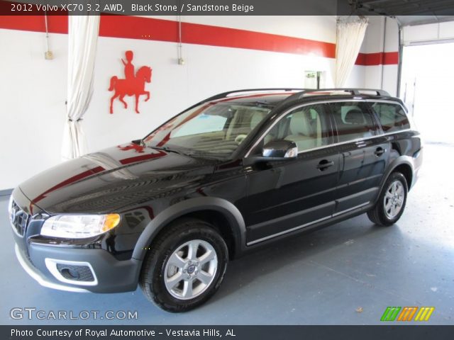 2012 Volvo XC70 3.2 AWD in Black Stone