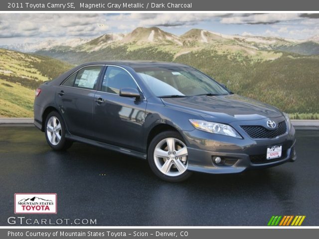 2011 Toyota Camry SE in Magnetic Gray Metallic
