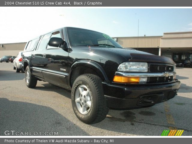2004 Chevrolet S10 LS Crew Cab 4x4 in Black
