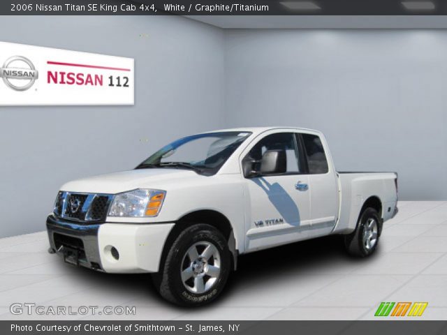 2006 Nissan Titan SE King Cab 4x4 in White