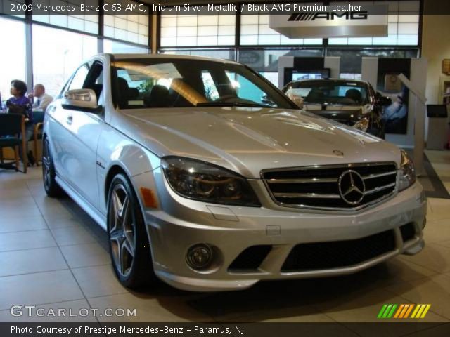 2009 Mercedes-Benz C 63 AMG in Iridium Silver Metallic