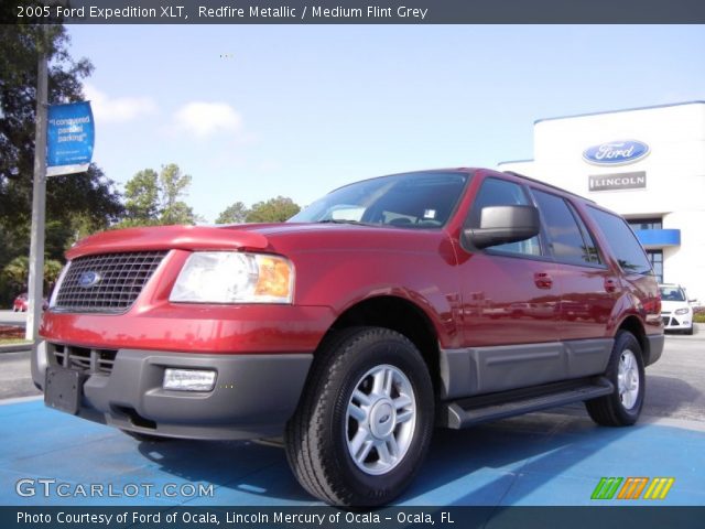 2005 Ford Expedition XLT in Redfire Metallic
